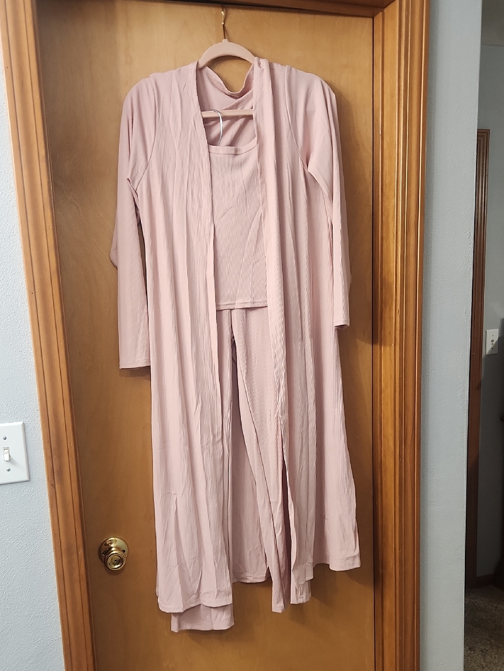 HALARA 3-Piece Set - Blush Pink. Duster, Cinch Tank And Pants. Size Small- NEW